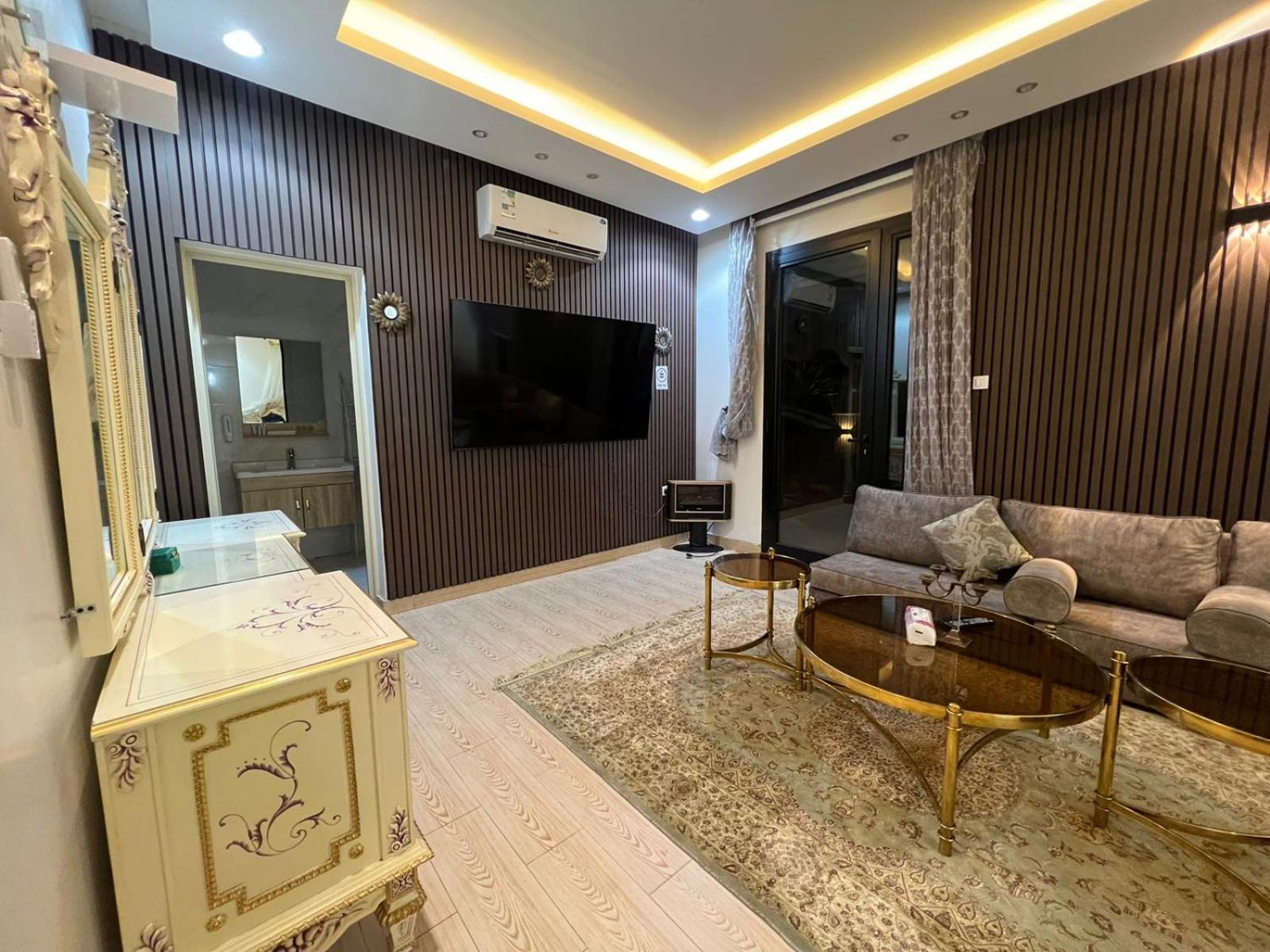 شقه فاخرة بالنرجس بالقرب من المطار Apartment