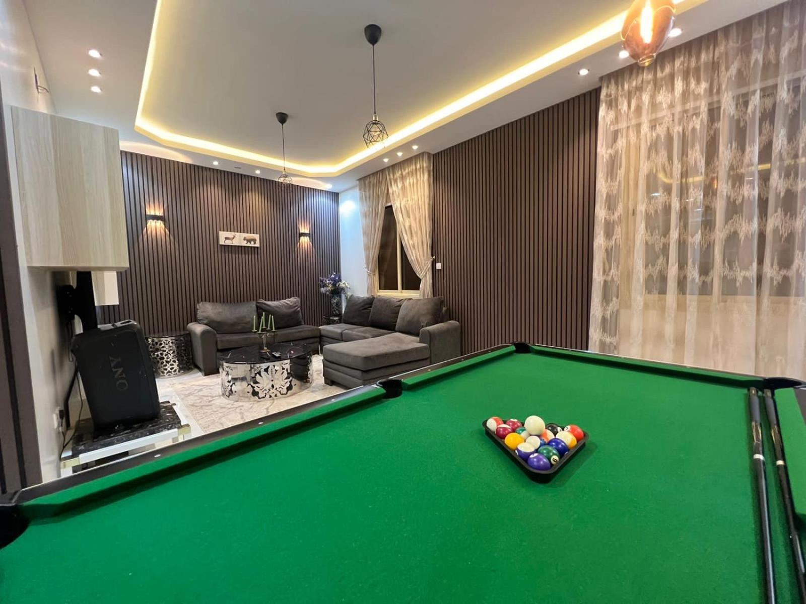 شقه فاخرة بالنرجس بالقرب من المطار Apartment
