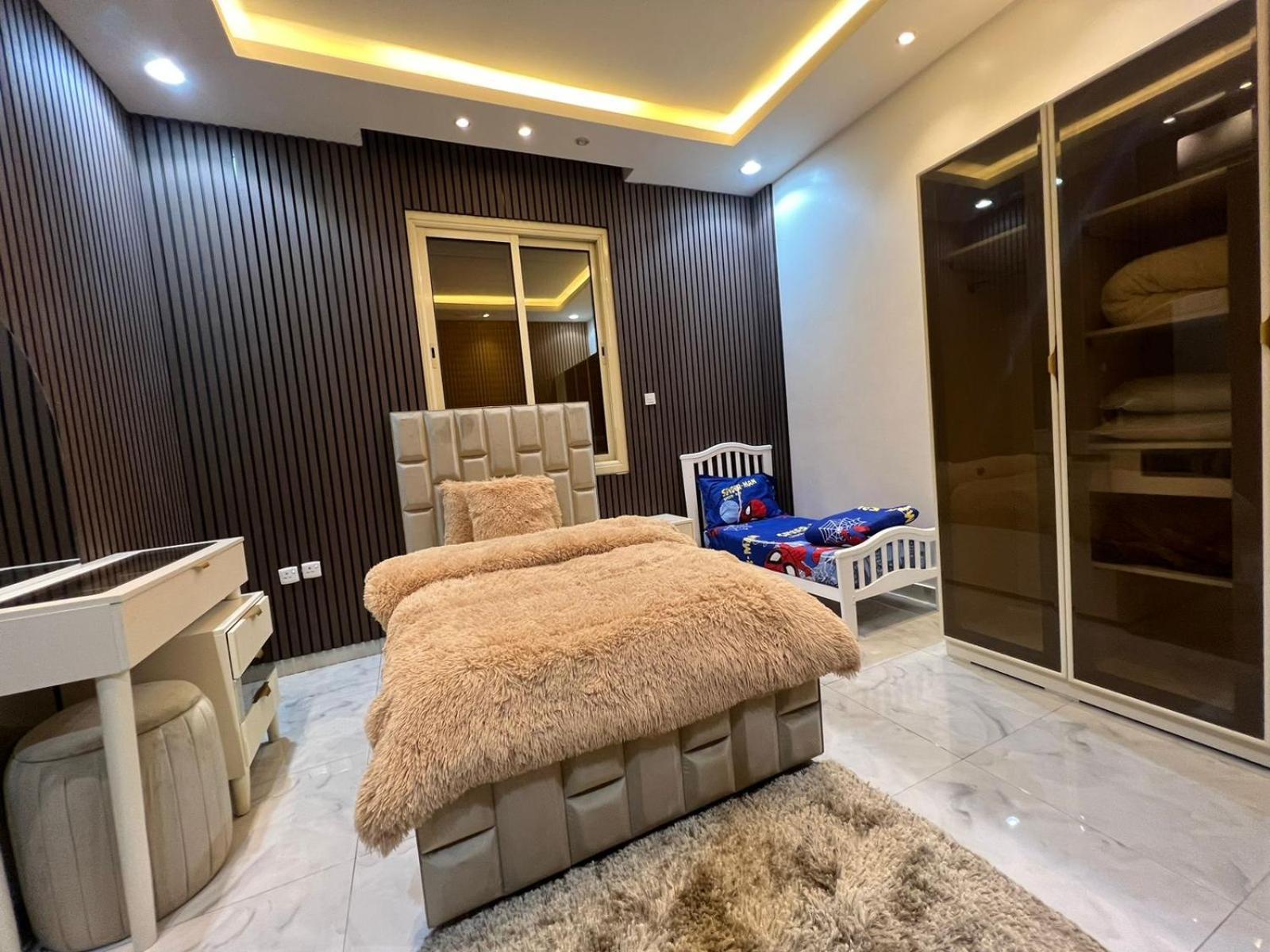 شقه فاخرة بالنرجس بالقرب من المطار * Riyadh
