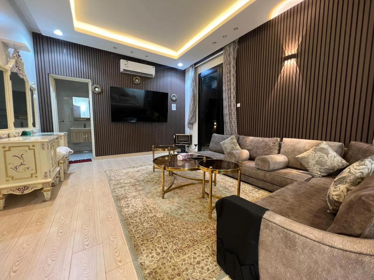 Apartment شقه فاخرة بالنرجس بالقرب من المطار *